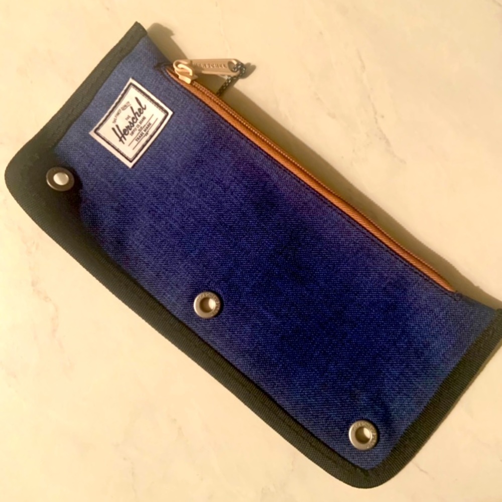 HERSCHEL SUPPLY CO. Denim-Inspired Blue Three-Ring Binder Pencil/Pen Case NEW!